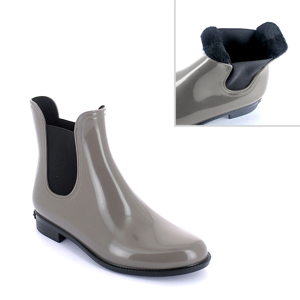 Chelsea boot in Taupe pvc with synthetic sheared faux fur lining