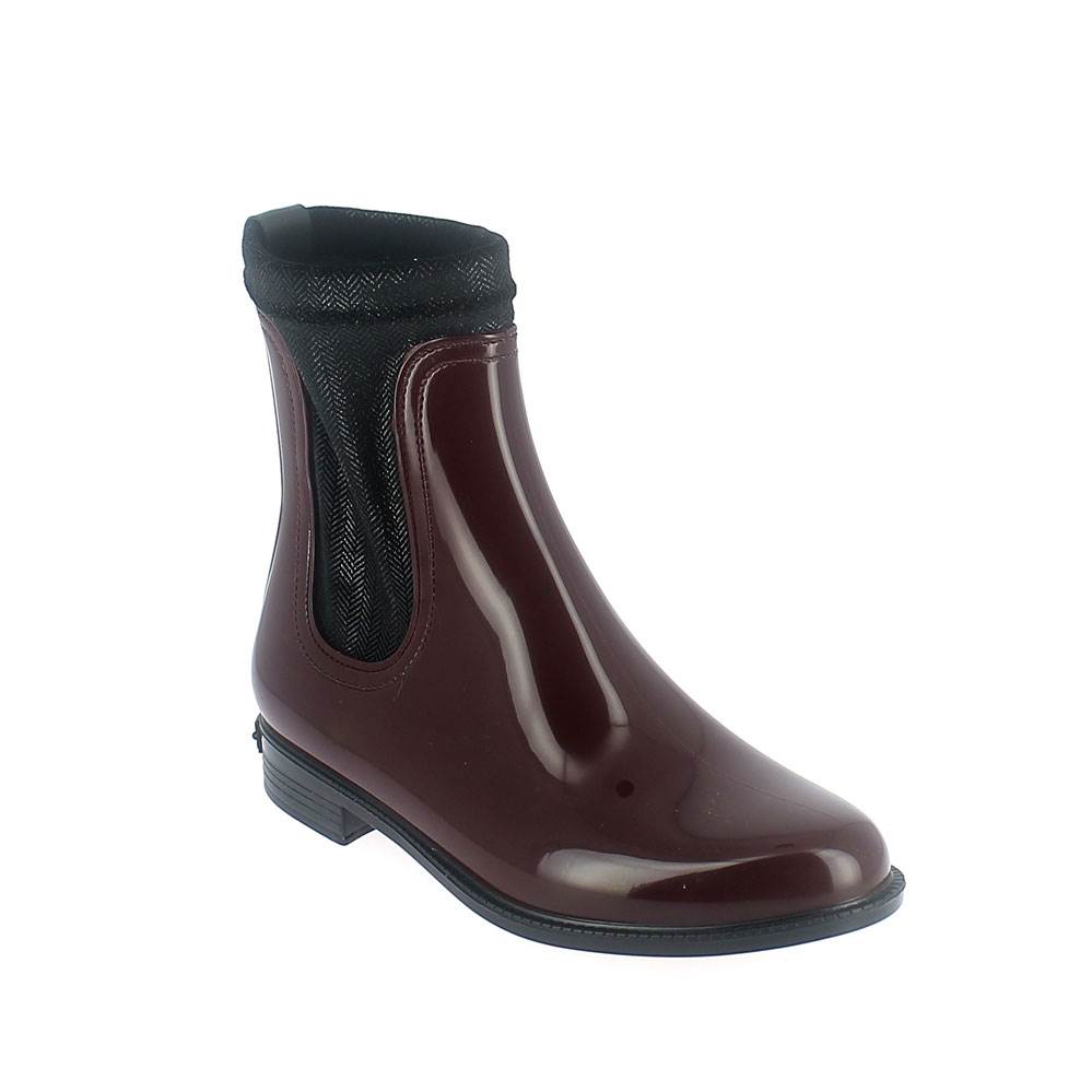 Chelsea boot in bordeaux pvc with stretch twill velvet lining