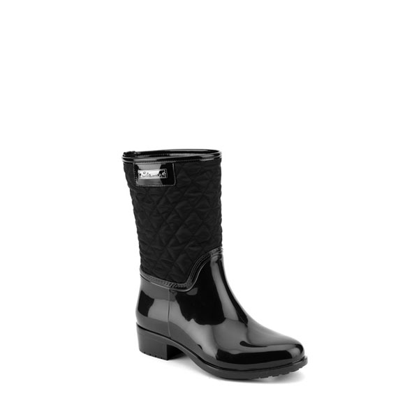 Pvc boot in black with low leg in bright quilted fabric