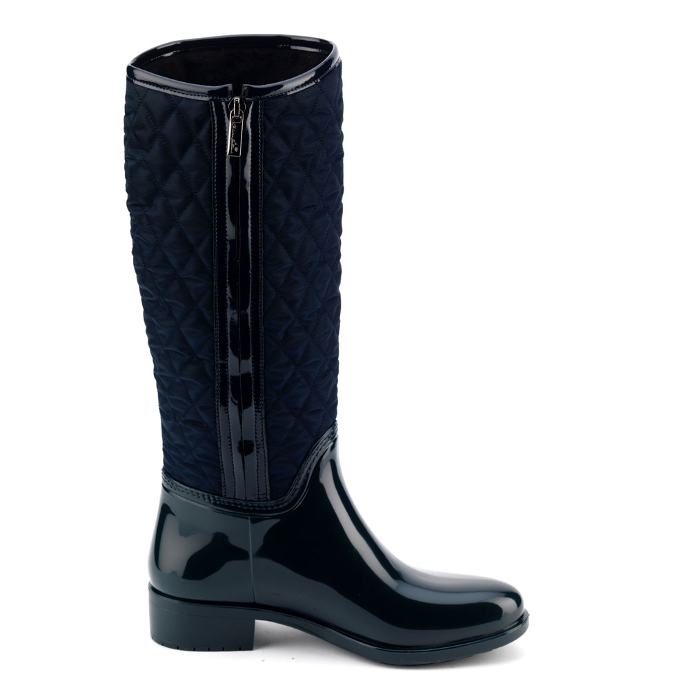 Pvc boot in blue with high leg in bright quilted fabric