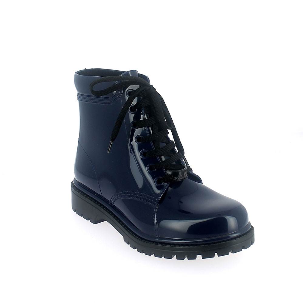 Short laced up boot in blue solid colour pvc
