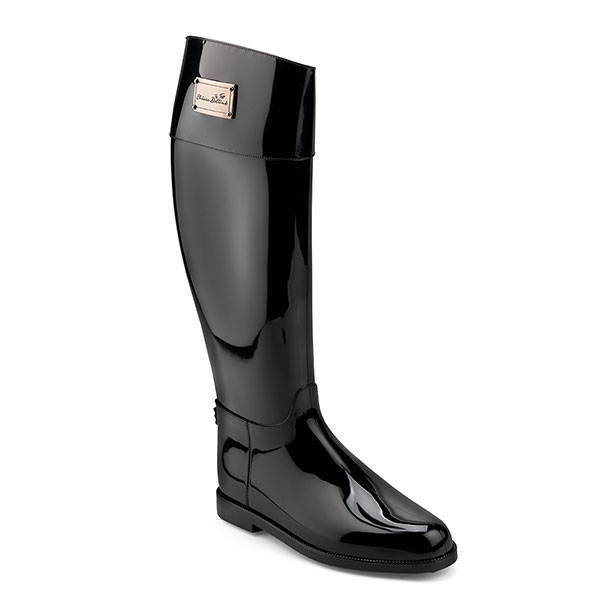 Riding boot in bright pvc